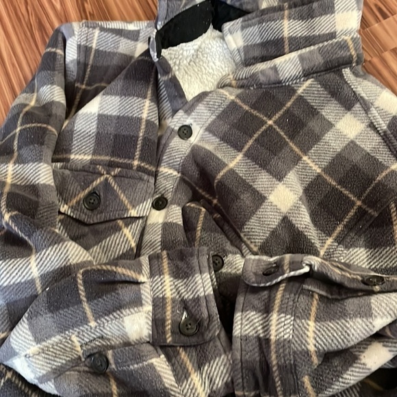 FREEDOM Foundry Faux Fur Lined Flannel Size Large - Picture 13 of 13